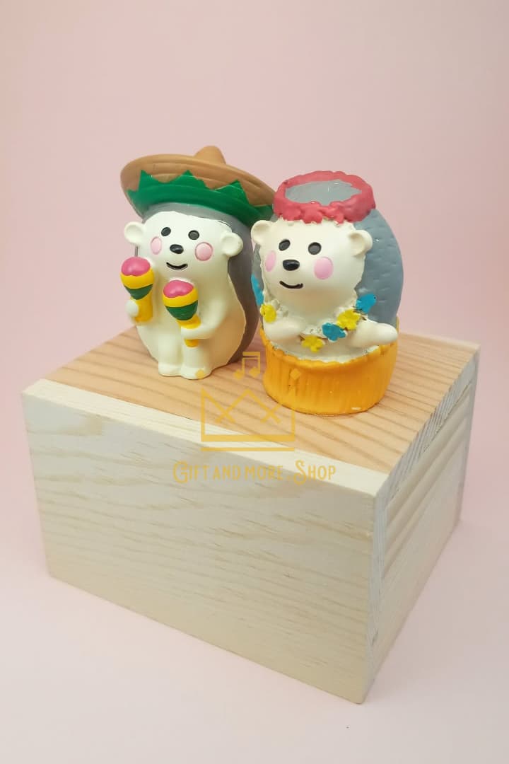 Hula hedgehogs music box