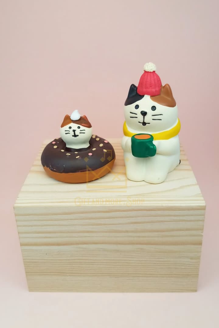 Dessert-time music box