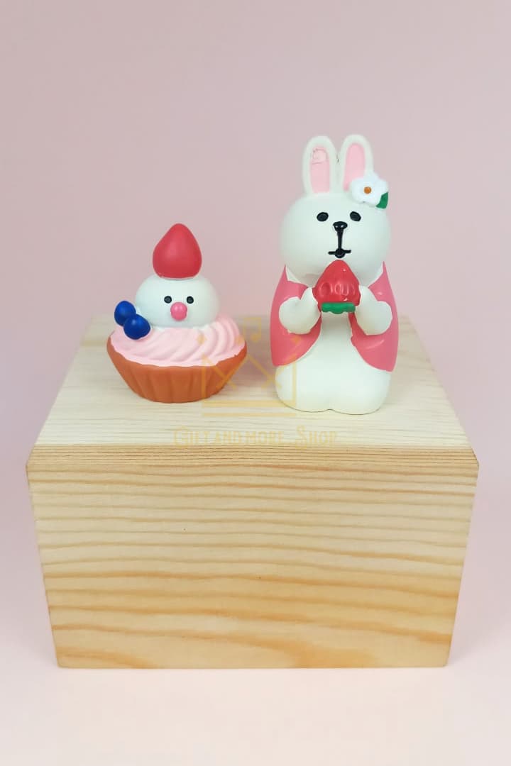 Dessert-time music box